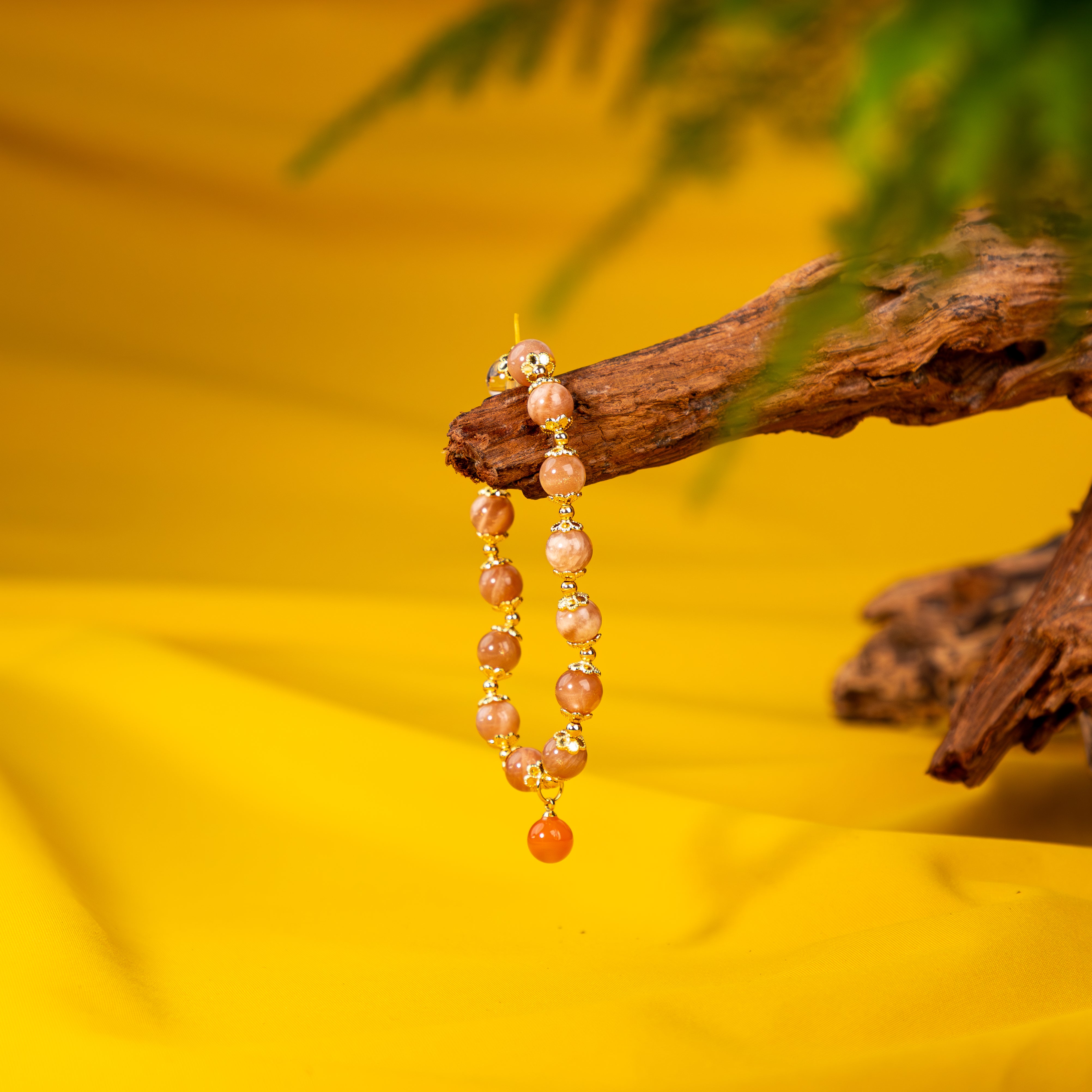 Captivating Radiance: Sun Stone Bracelet