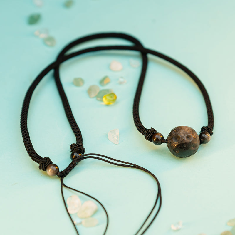 "Harmonious Energy: The Meaning of Silver Obsidian Bracelet Necklace"