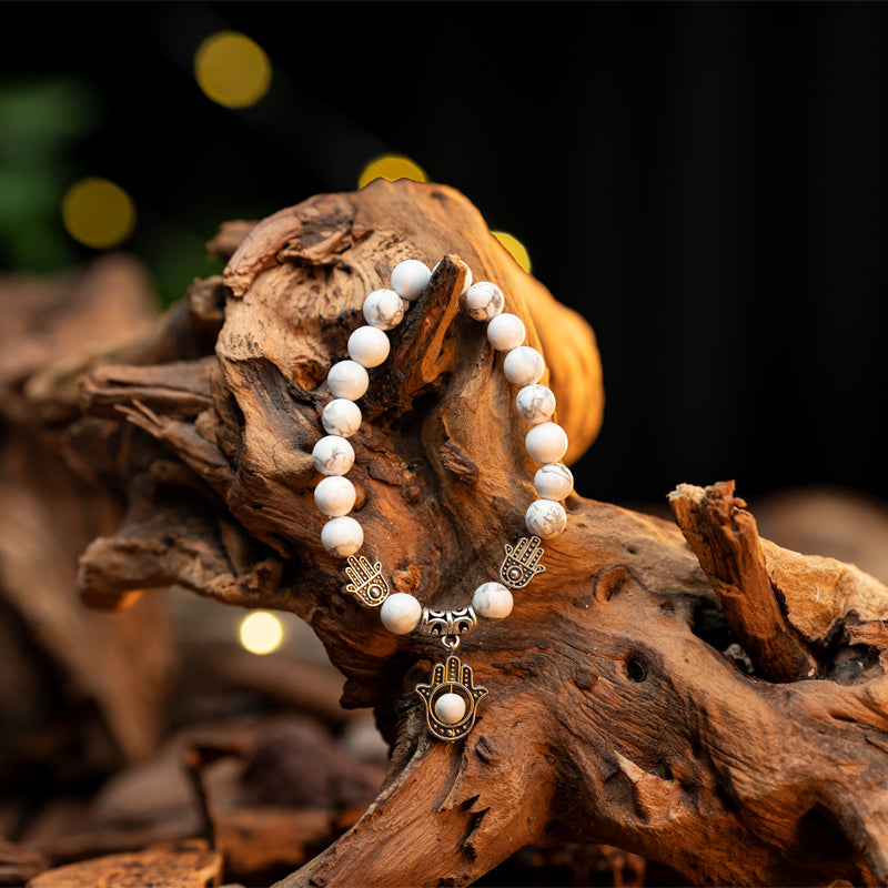 "White Turquoise Bracelet: Symbol of Calmness and Balance"