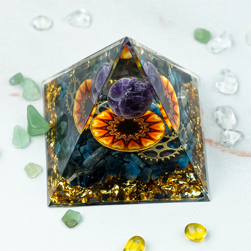 "Harmonizing Tranquility: The Resin Amethyst Pyramid Car Ornament"