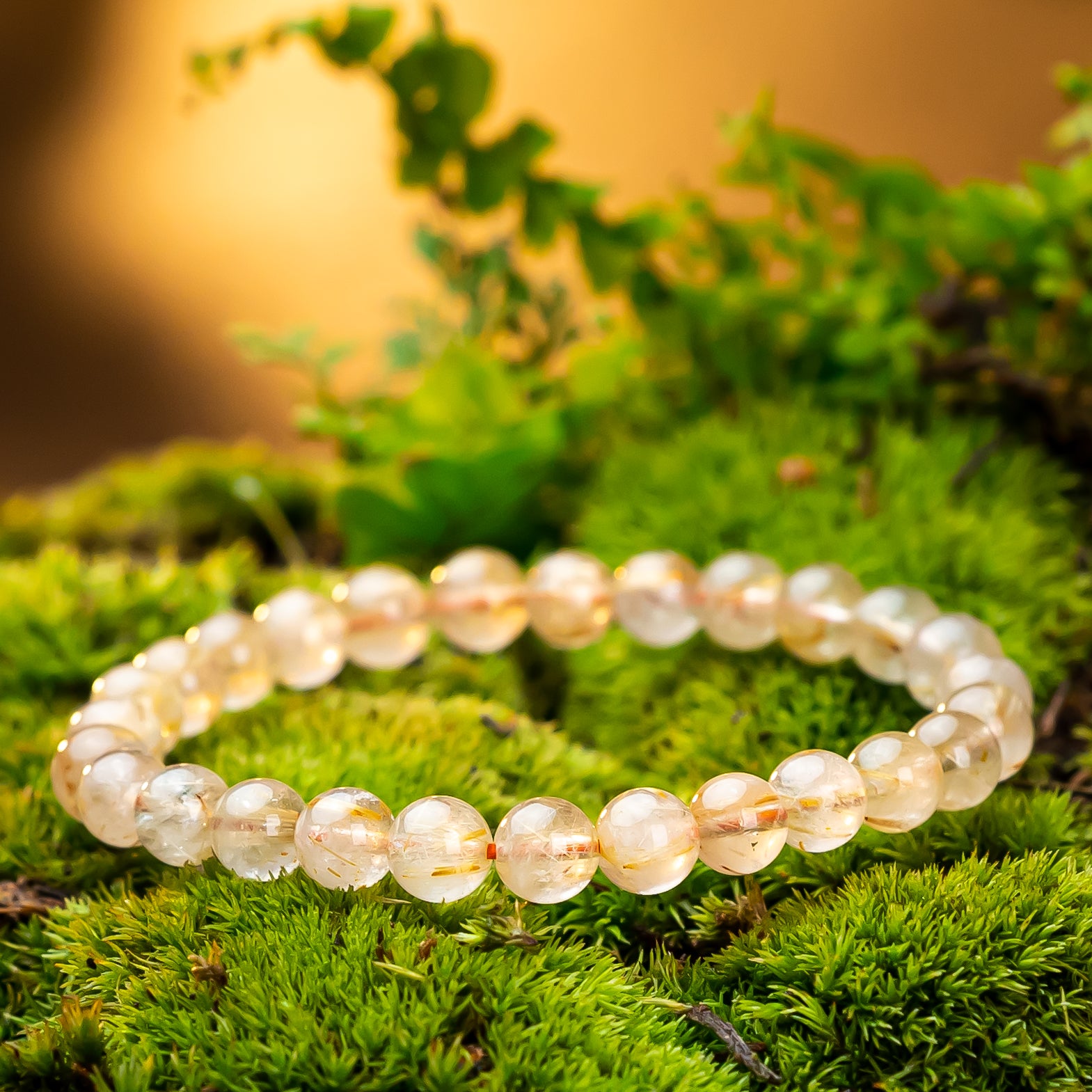 Quartz Rutilated Bracelet: Enhancing Focus and Spiritual Clarity