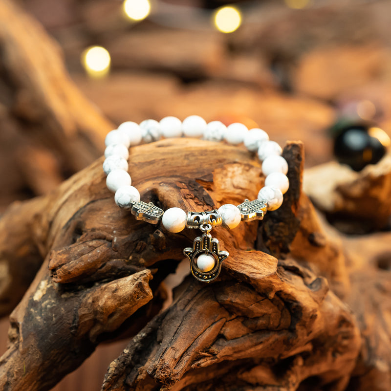 "White Turquoise Bracelet: Symbol of Calmness and Balance"