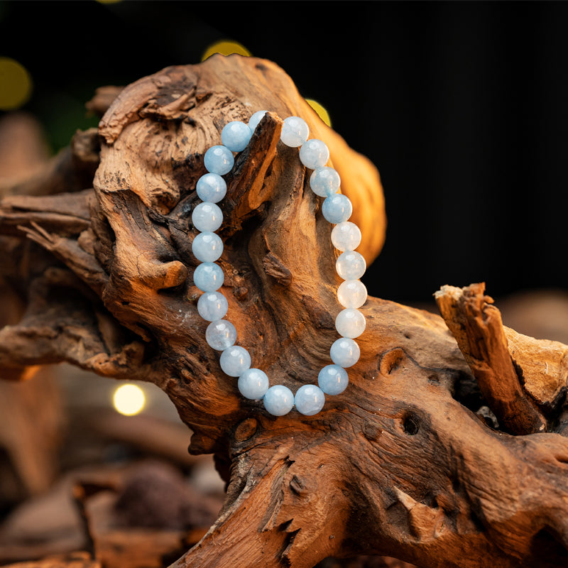 Elegant Aquamarine Beaded Bracelet