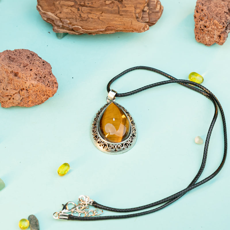 "Crystals of Destiny: Gemstone Necklaces for Harmony, Healing, and Horoscope"