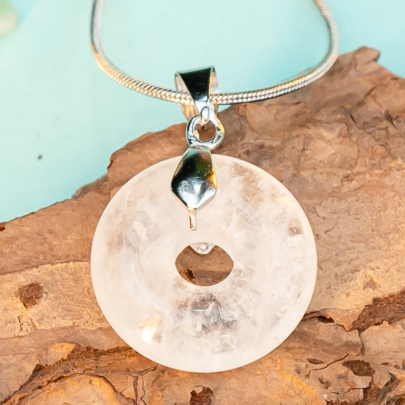 "Crystals of Affinity: Gemstone Necklaces for Personal Growth and Zodiac Harmony"