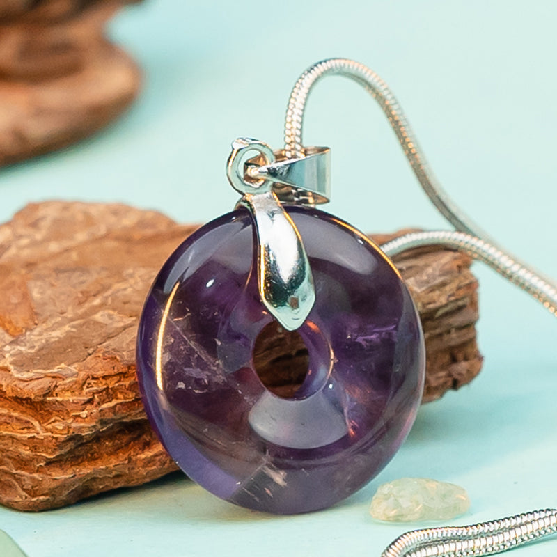 "Crystals of Affinity: Gemstone Necklaces for Personal Growth and Zodiac Harmony"