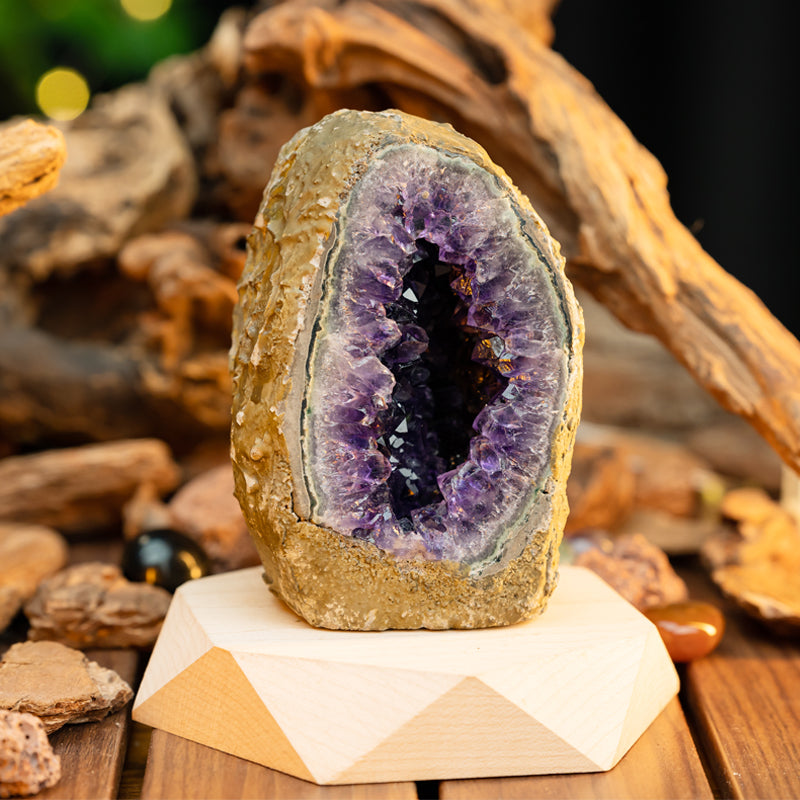 "Amethyst Sanctuaries: Unveiling the Mystique of Amethyst Geodes"