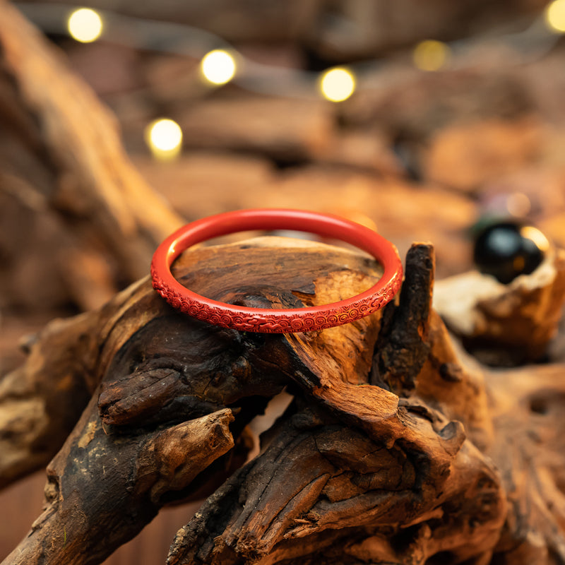 "Cinnabar Bracelet: The Magical Charm of Red Gemstones"