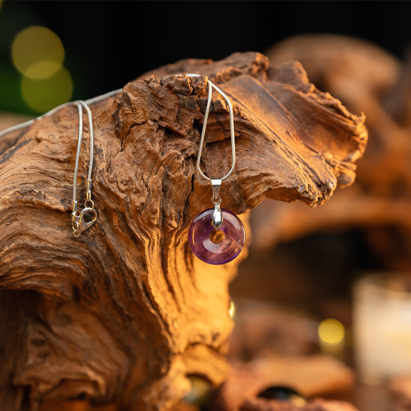 "Crystals of Affinity: Gemstone Necklaces for Personal Growth and Zodiac Harmony"