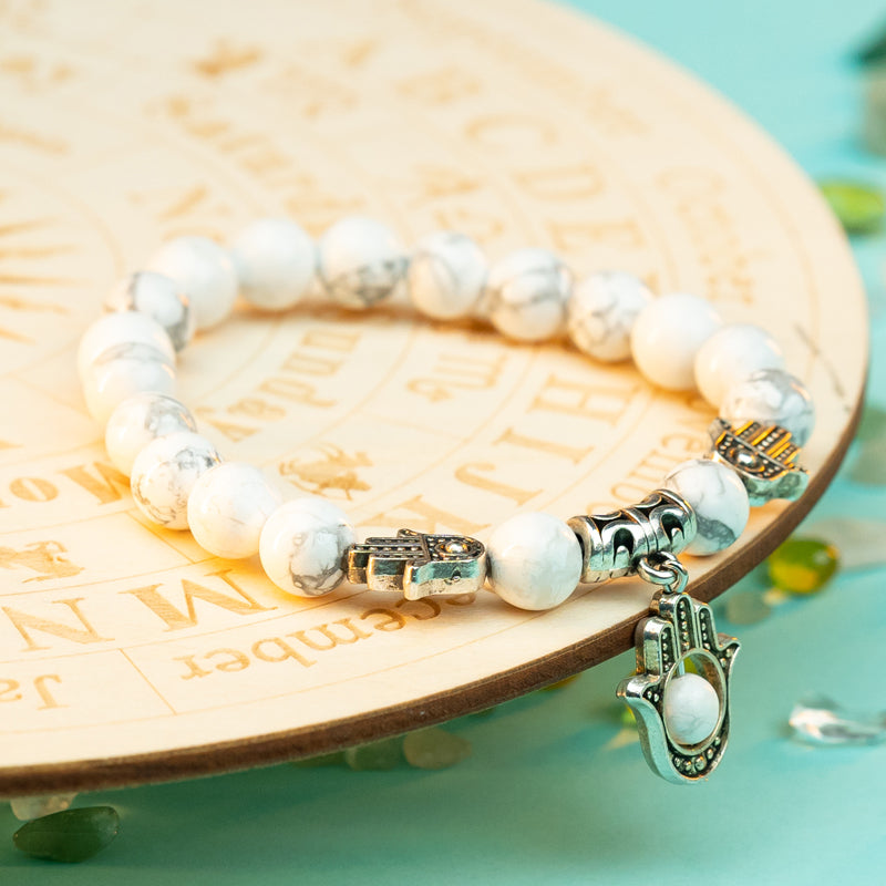 "White Turquoise Bracelet: Symbol of Calmness and Balance"