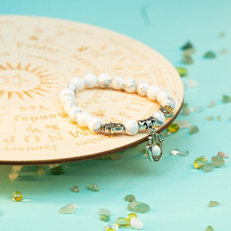 "White Turquoise Bracelet: Symbol of Calmness and Balance"