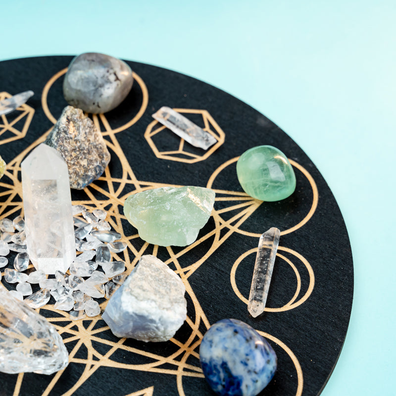 Harmonizing Gemini Spirits: A Crystal Grid Kit for Intellectual and Emotional Balance