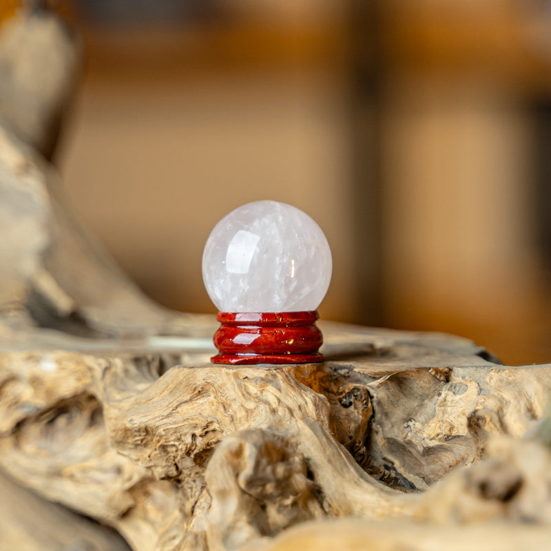 3-4cm Natural polished crystal ball ornaments, spiritual energy charging, gifts, chakras, crystal healing